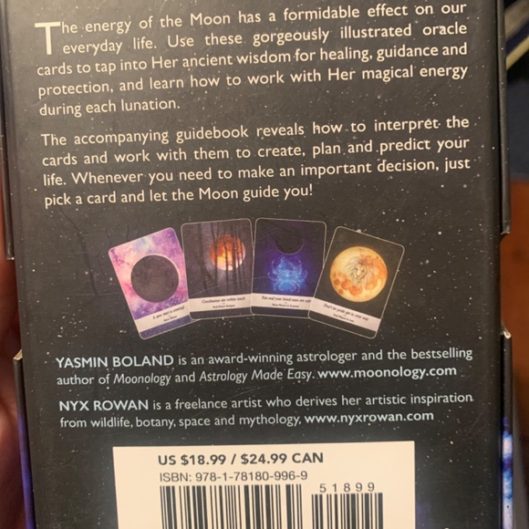 Anything Moon Book & Oracle collection - Picture 14 of 16